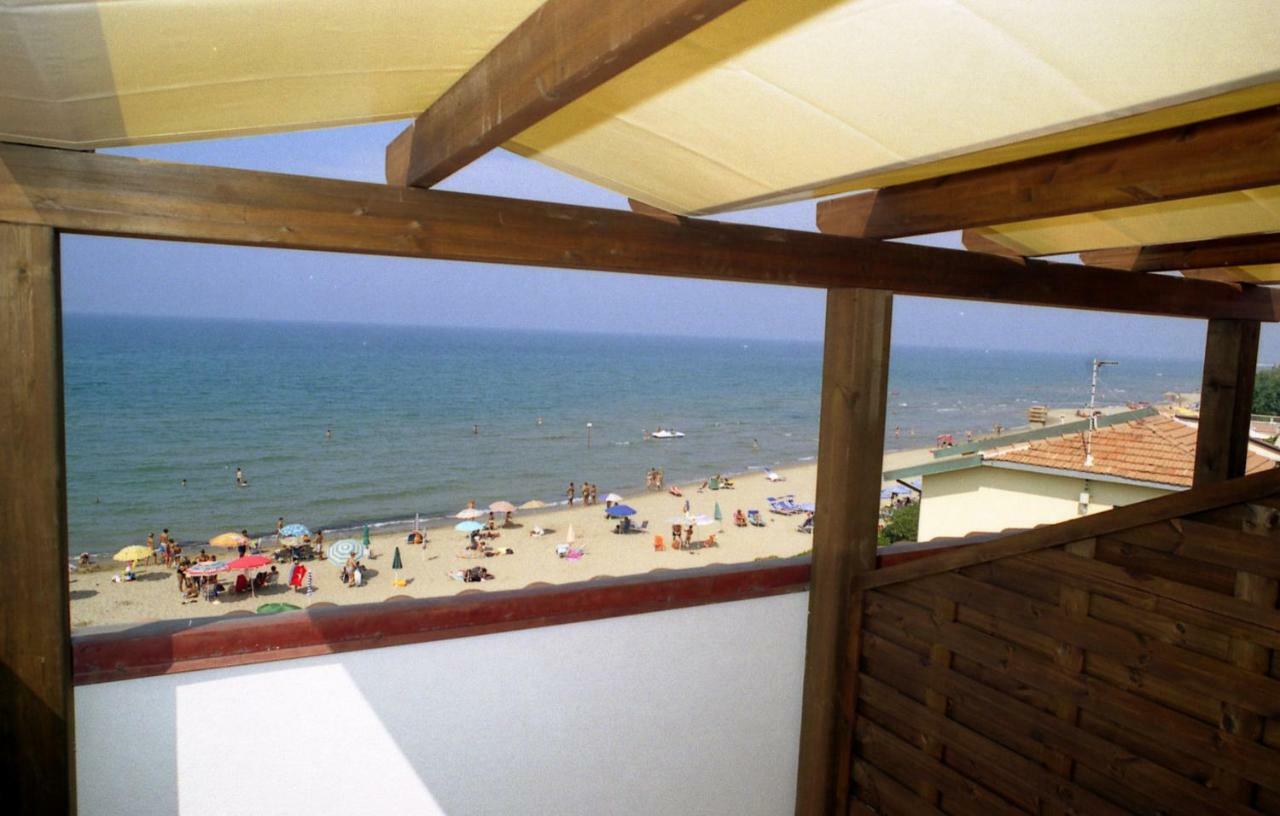 Aparthotel Etruriamare San Vincenzo Zewnętrze zdjęcie